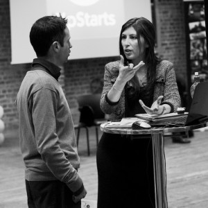 UpStarts Advice Bw SQ