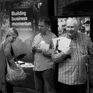 UpStarts Show Bw SQ